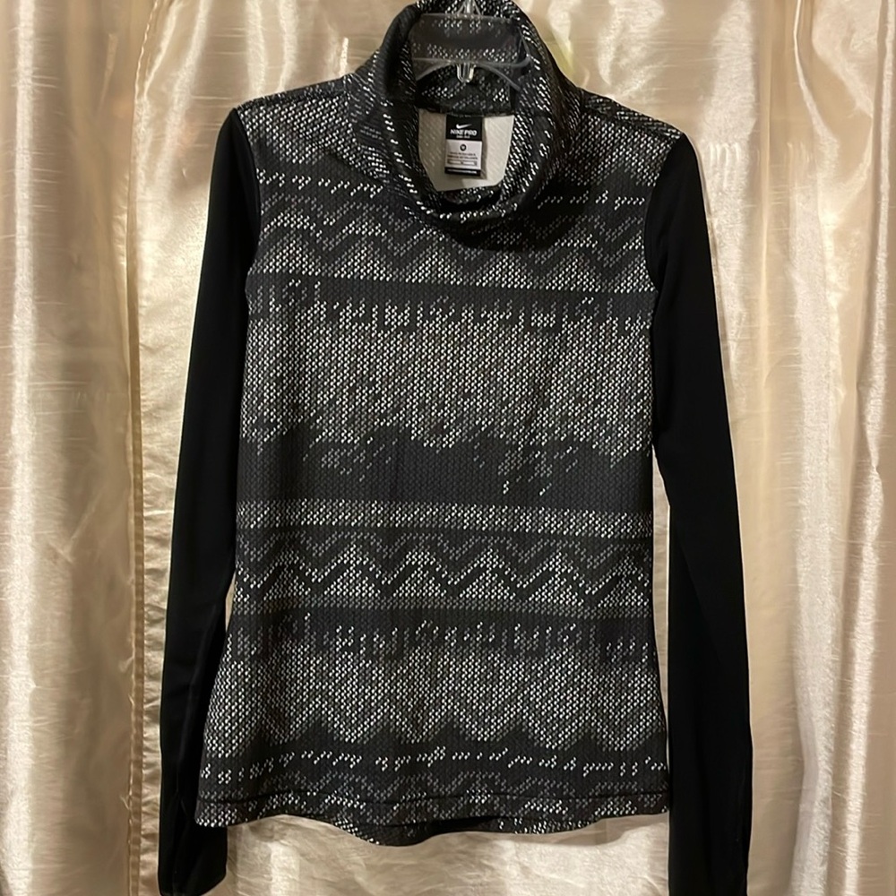 Nike Pro Dri-Fit stretch top